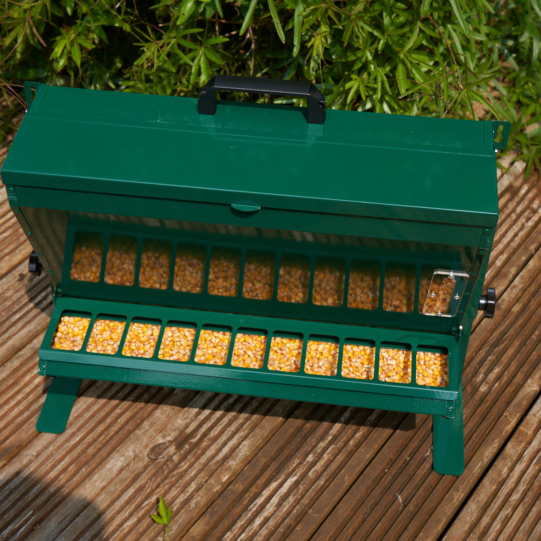 Poultry feeder